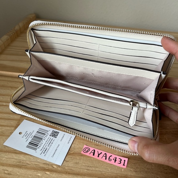 Kate spade wallet🎈🎈 - Picture 5 of 9
